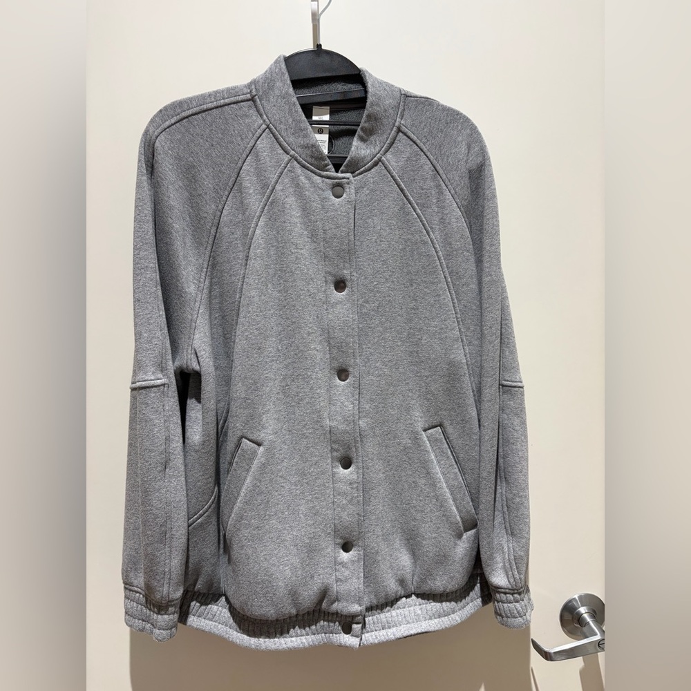 NWOT Lululemon Scuba Oversized Varsity Plush Jacket~size M/L - Picture 4 of 9